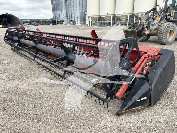 Case IH 1020 Derliaus nuėmimo kombainų galvos