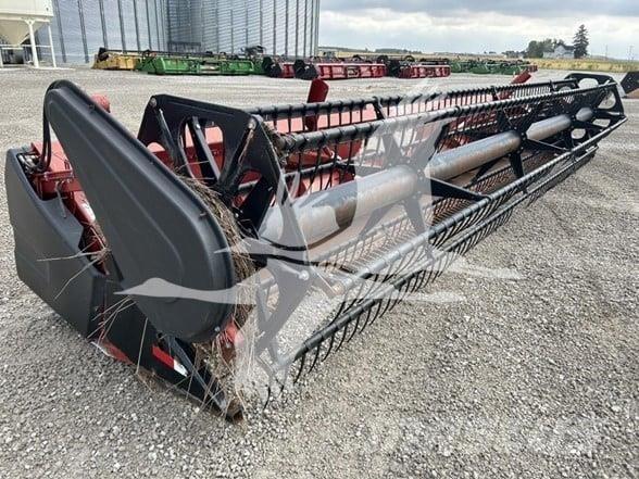 Case IH 1020 Derliaus nuėmimo kombainų galvos