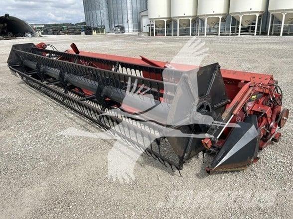 Case IH 1020 Derliaus nuėmimo kombainų galvos