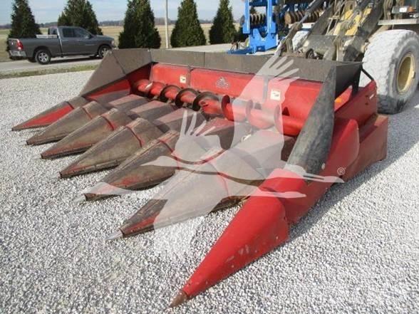 Case IH 1063 Derliaus nuėmimo kombainų galvos