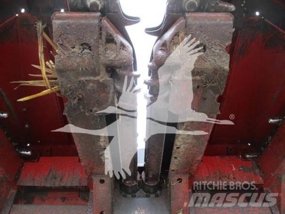 Case IH 1063 Derliaus nuėmimo kombainų galvos