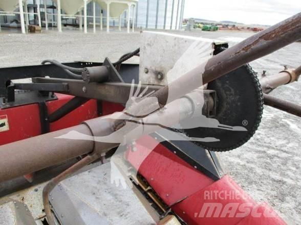 Case IH 1063 Derliaus nuėmimo kombainų galvos