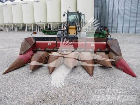 Case IH 1063 Derliaus nuėmimo kombainų galvos