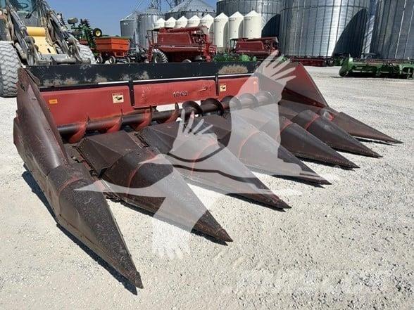 Case IH 1063 Derliaus nuėmimo kombainų galvos