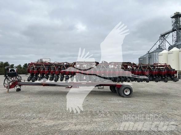 Case IH 1200 Sodinimo technika