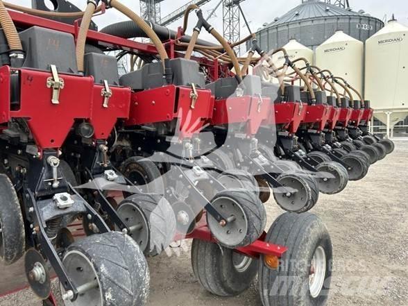 Case IH 1200 Sodinimo technika