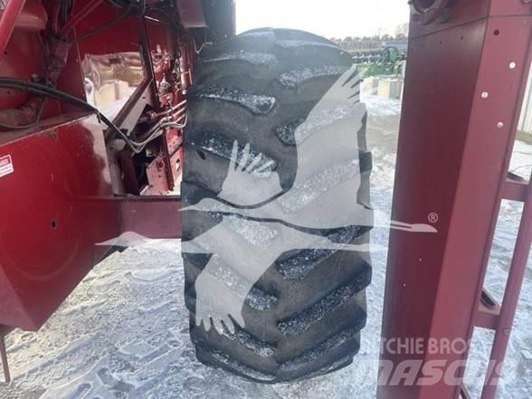 Case IH 1680 Derliaus nuėmimo kombainai