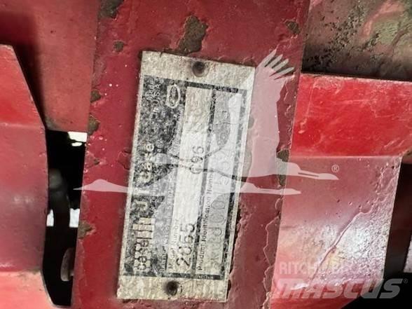 Case IH 2055 Derliaus nuėmimo kombainai