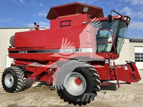 Case IH 2188 Derliaus nuėmimo kombainai