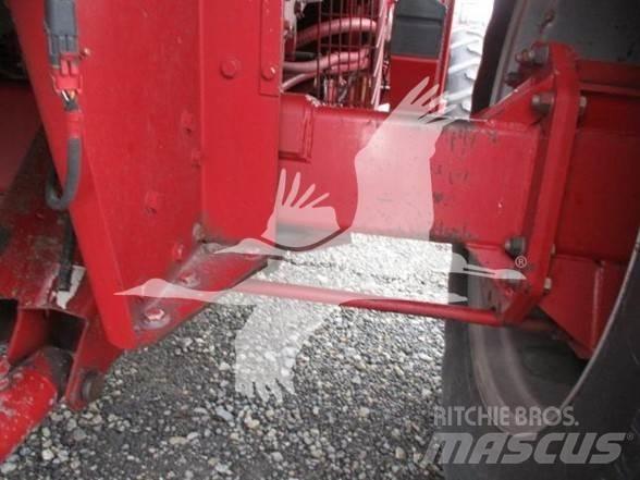 Case IH 2388 Derliaus nuėmimo kombainai