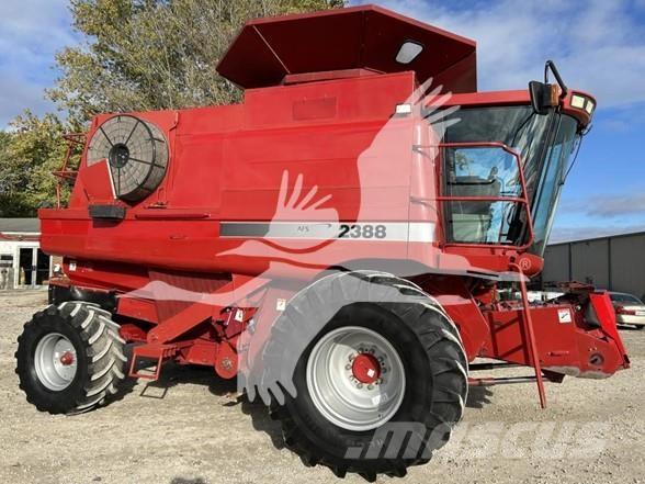 Case IH 2388 Derliaus nuėmimo kombainai
