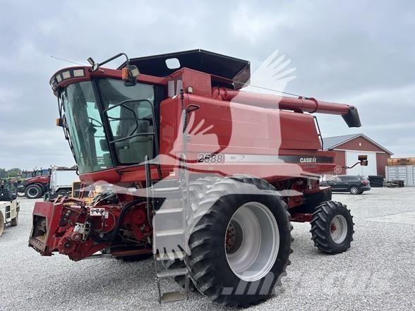 Case IH 2588 Derliaus nuėmimo kombainai