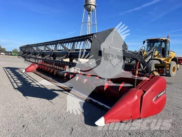 Case IH 3020 Derliaus nuėmimo kombainų galvos