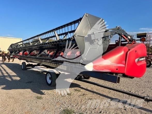 Case IH 3020 Derliaus nuėmimo kombainų galvos