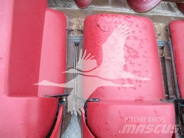 Case IH 3208 Derliaus nuėmimo kombainų galvos