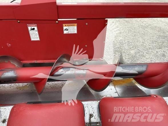 Case IH 3208 Derliaus nuėmimo kombainų galvos