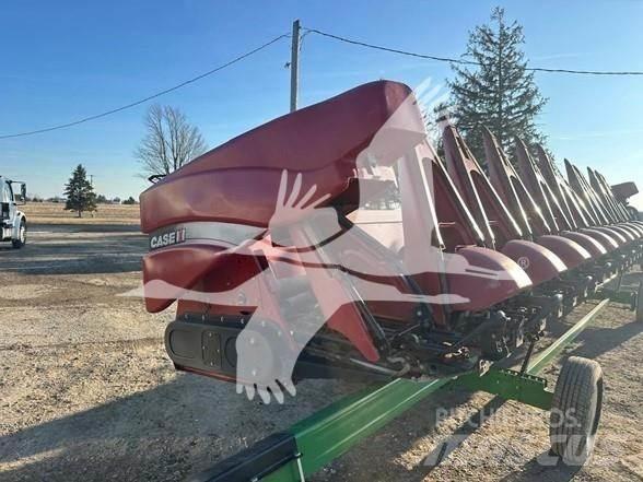 Case IH 3412 Derliaus nuėmimo kombainų galvos