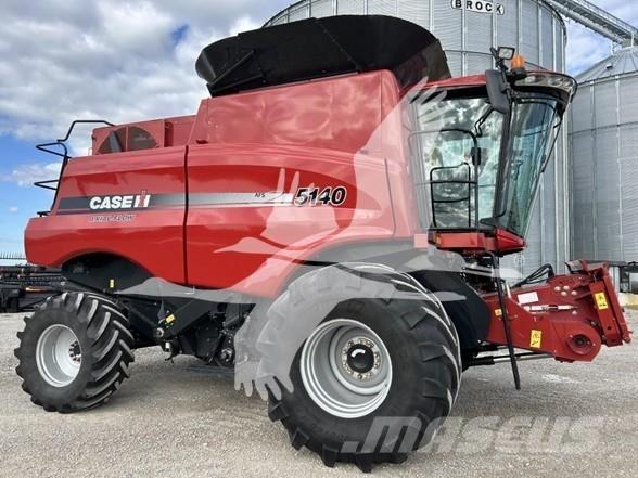 Case IH 5140 Derliaus nuėmimo kombainai