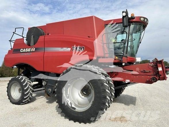 Case IH 7120 Derliaus nuėmimo kombainai