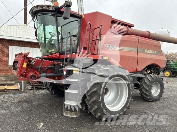 Case IH 7230 Derliaus nuėmimo kombainai