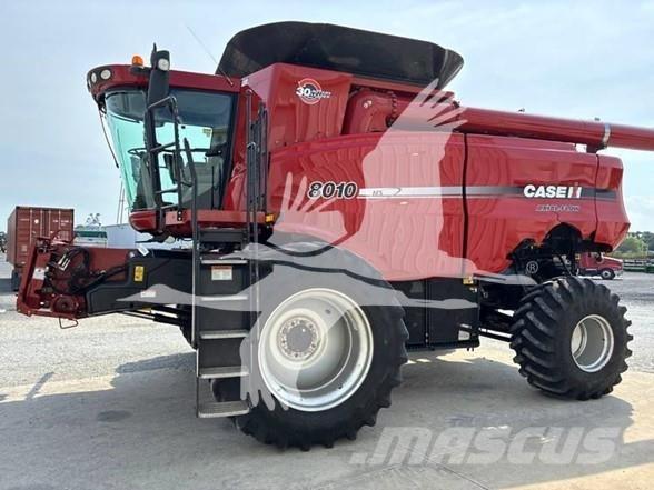 Case IH 8010 Derliaus nuėmimo kombainai
