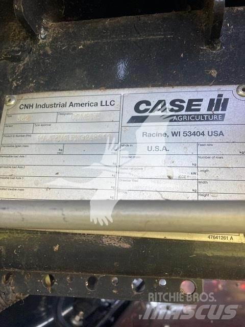Case IH 8250 Derliaus nuėmimo kombainai