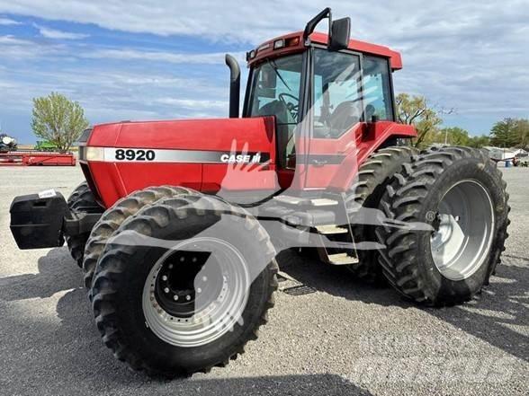 Case IH 8920 Traktoriai