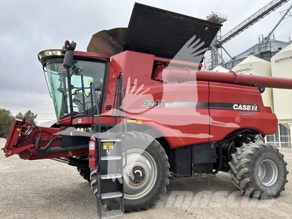 Case IH 9240 Derliaus nuėmimo kombainai