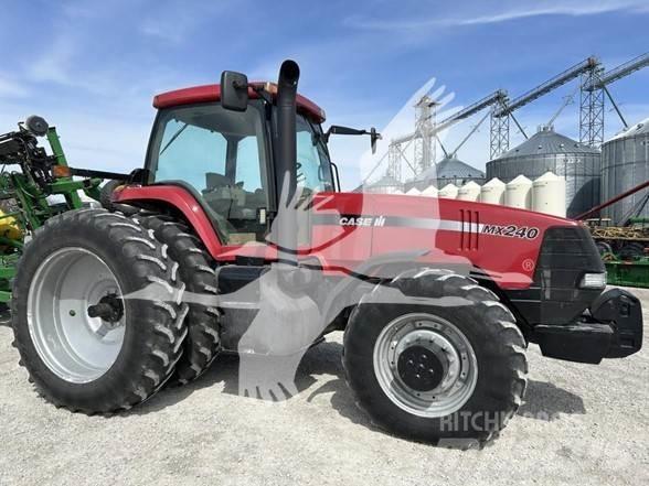 Case IH MX240 Traktoriai