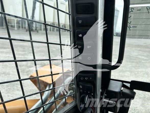 CASE TV370B Krautuvai su šoniniu pasukimu