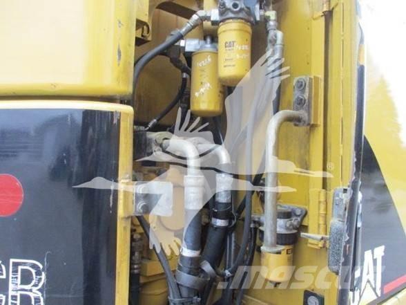 CAT 321C LCR Vikšriniai ekskavatoriai