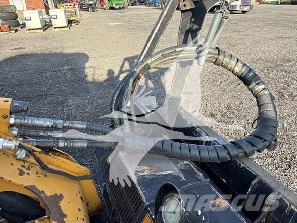CAT HM415B Miško mulčeriai