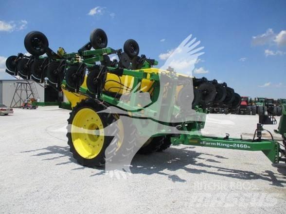 Farm King 2460 Mineralinių trąšų barstytuvai