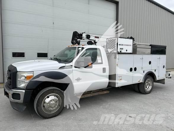 Ford F550 Statyba - Kita