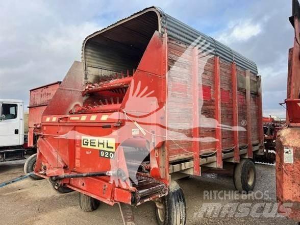 Gehl BU920 Pašarų vežimai