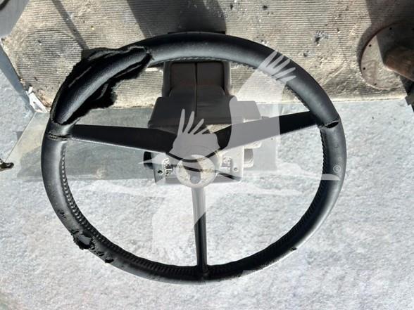 Gleaner R72 Derliaus nuėmimo kombainai