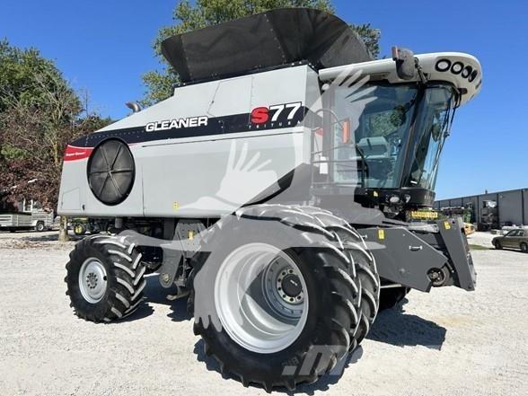Gleaner S77 Derliaus nuėmimo kombainai