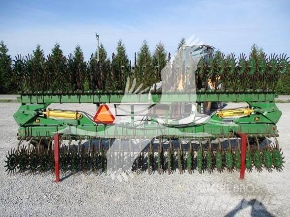John Deere 400 Kita kultivavimo technika ir priedai