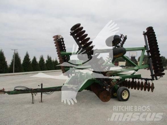 John Deere 630 Diskinės akėčios