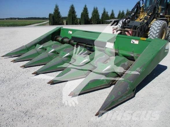John Deere 643 Derliaus nuėmimo kombainų galvos