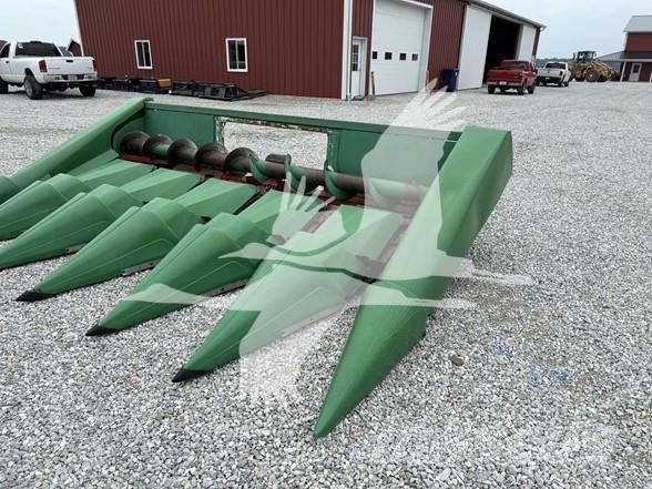 John Deere 643 Derliaus nuėmimo kombainų galvos