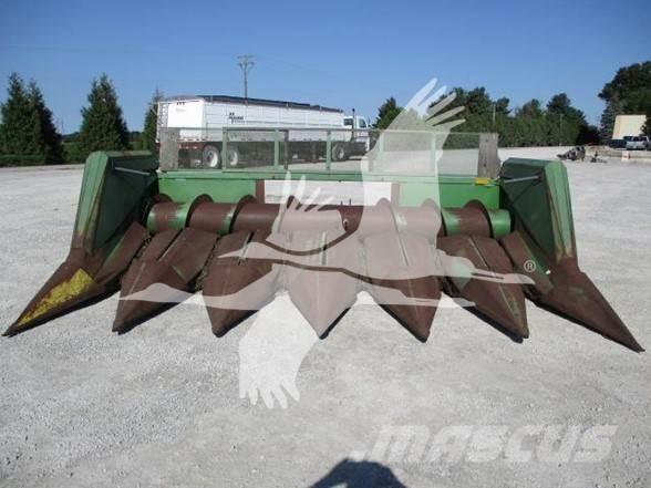John Deere 653 Derliaus nuėmimo kombainų galvos