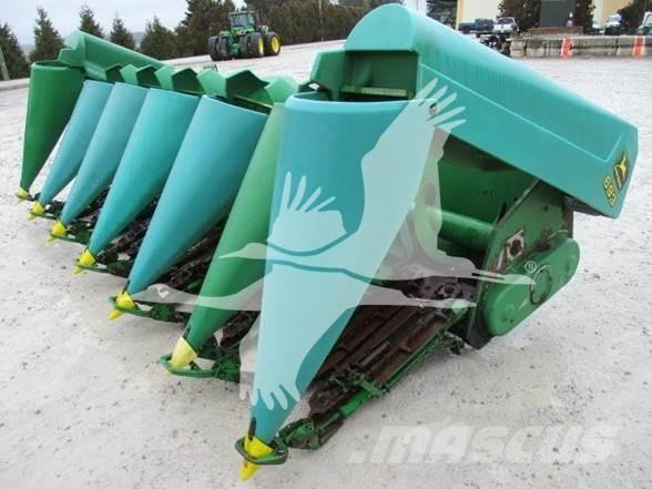John Deere 693 Derliaus nuėmimo kombainų galvos