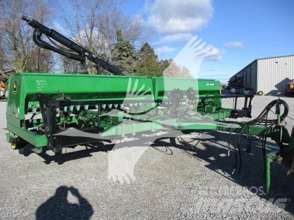John Deere 750 Sėjimo technika