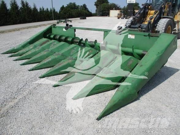 John Deere 843 Derliaus nuėmimo kombainų galvos