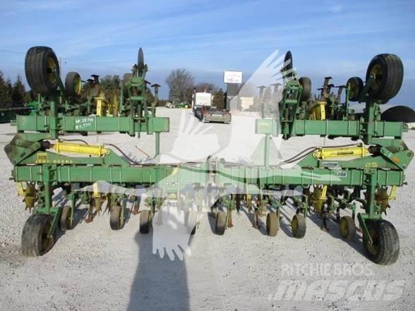 John Deere 85 Vagų purentuvai