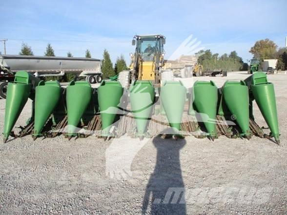 John Deere 893 Derliaus nuėmimo kombainų galvos