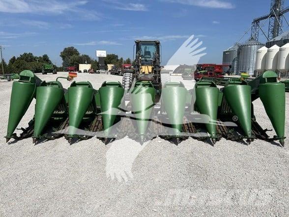 John Deere 893 Derliaus nuėmimo kombainų galvos