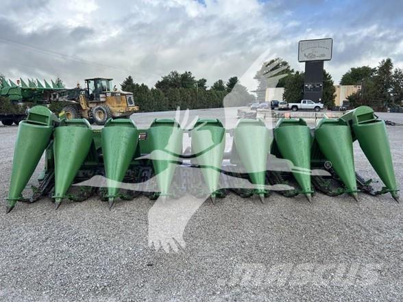 John Deere 893 Derliaus nuėmimo kombainų galvos