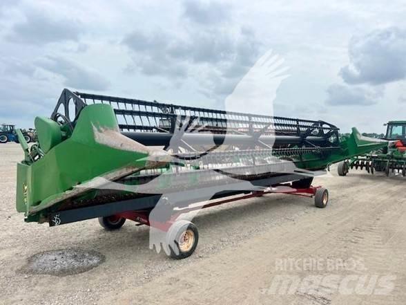 John Deere 925 Derliaus nuėmimo kombainų galvos